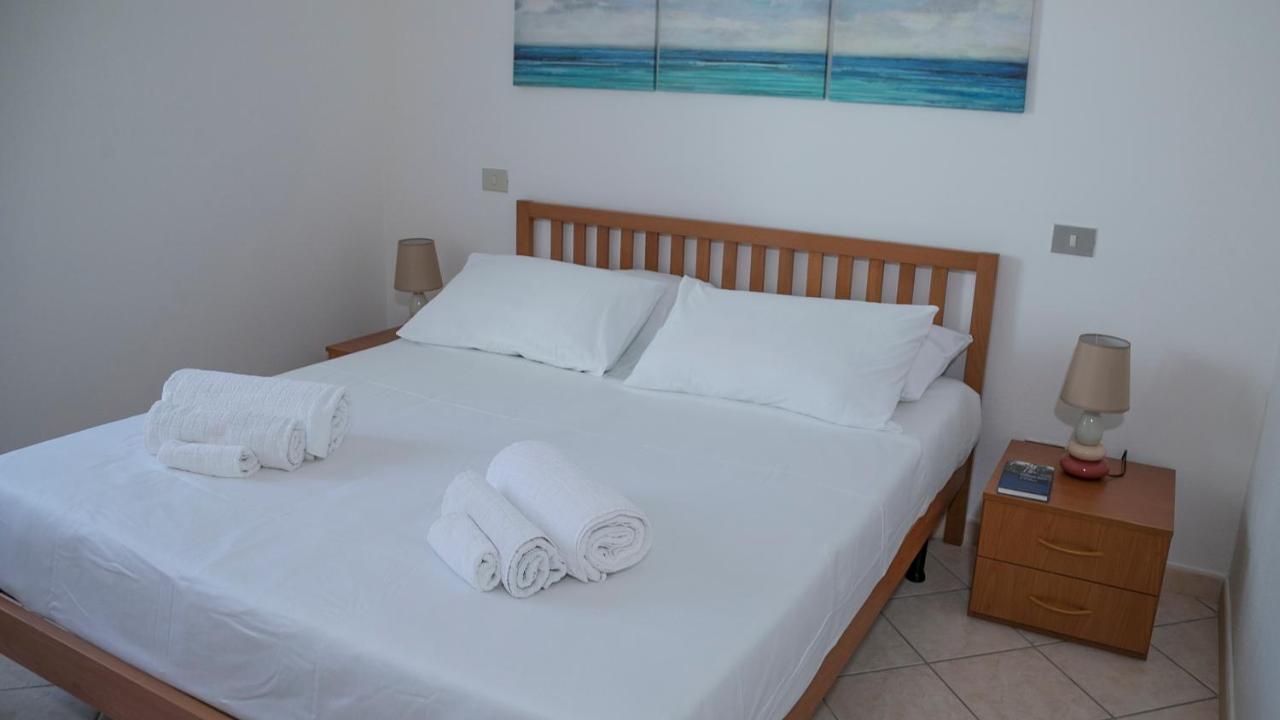 Oasi In Centro - Cala Gonone Apartment Luaran gambar