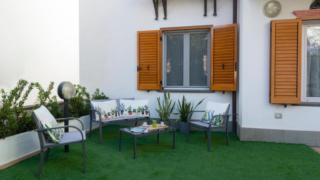 Oasi In Centro - Cala Gonone Apartment Luaran gambar